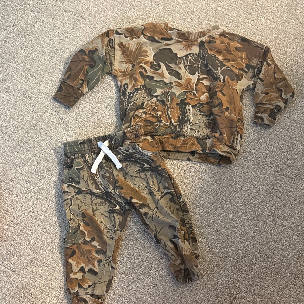 Little Bipsy RealTree Camo Jogger Set